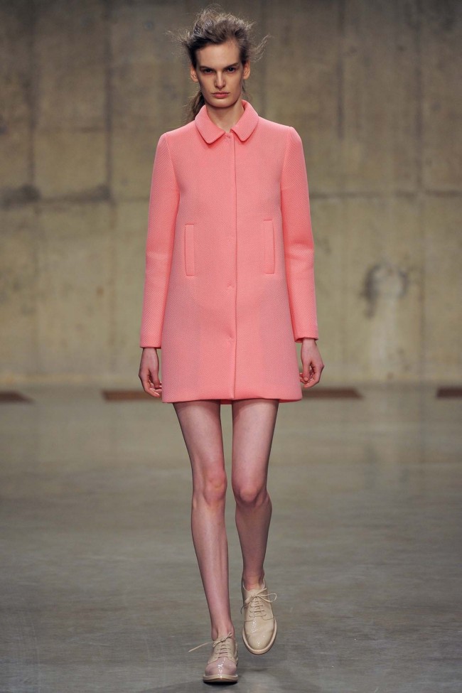 Look 4 of 37