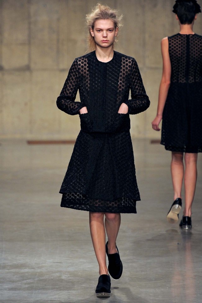 Look 8 of 37