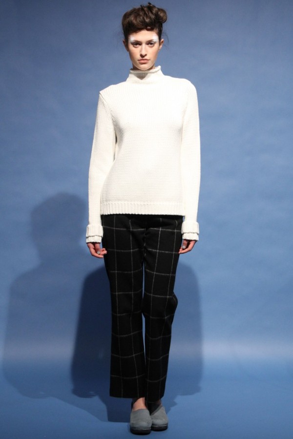Look 4 of 24