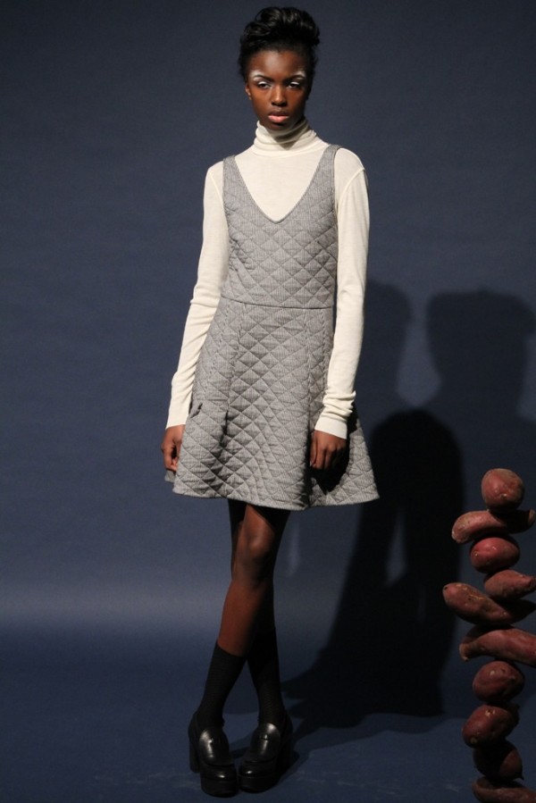 Look 8 of 24