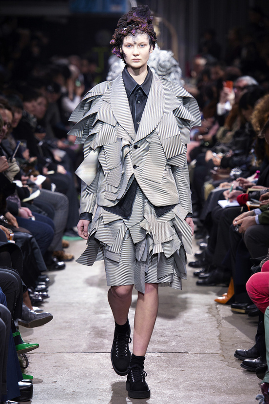 Look 2 of 34