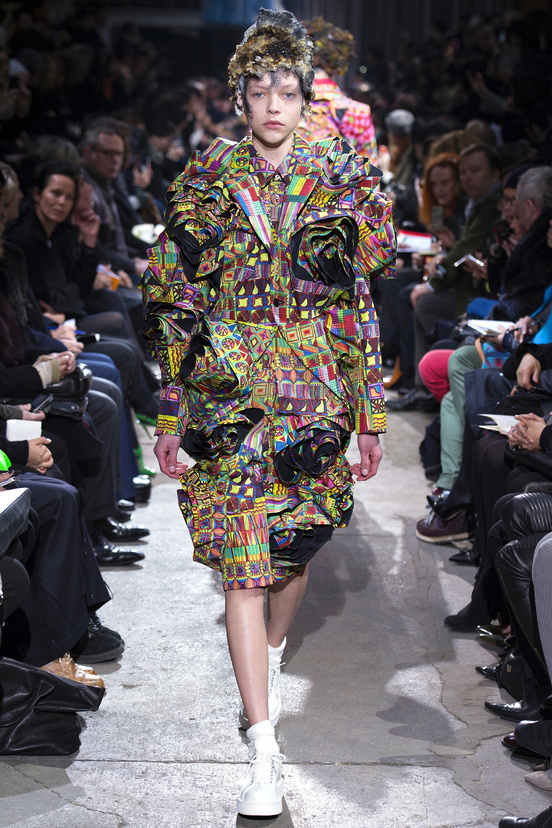Look 31 of 34