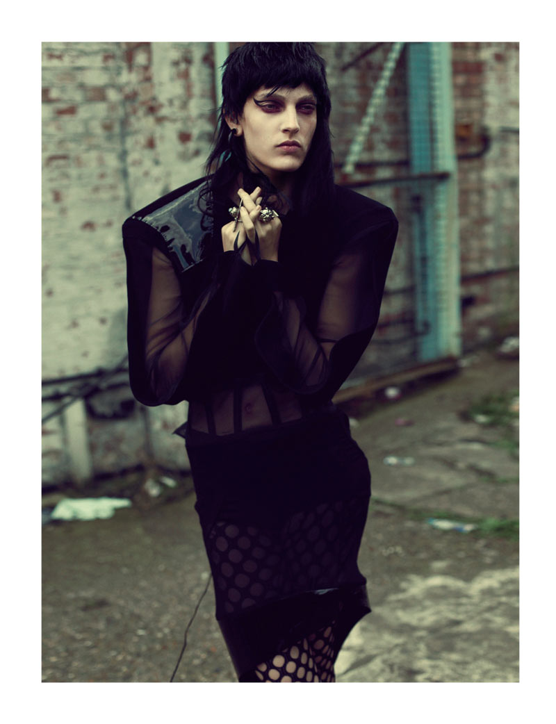 Mugler Fall 2012 RTW, Zoo October 2012. Photography Dancian.