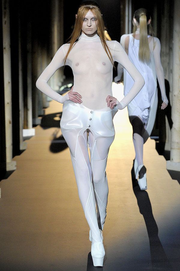 Mugler Fall 2011 RTW