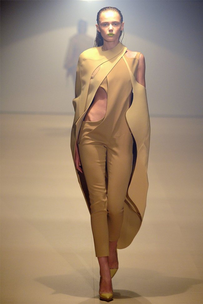 Mugler Spring 2012 RTW