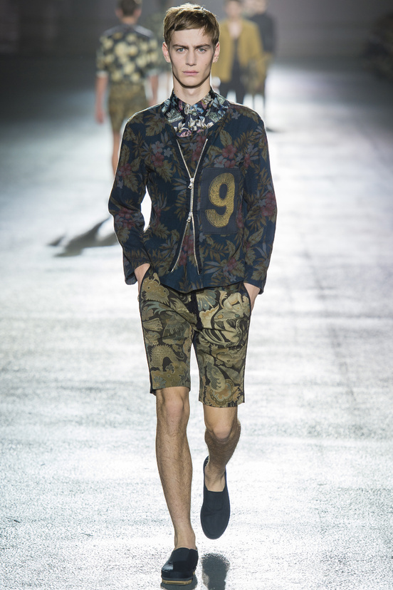 Look 12 of 48