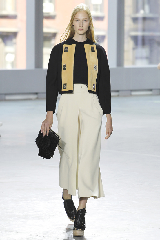 Look 1 of 33