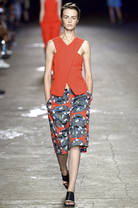 Look 8 of 30