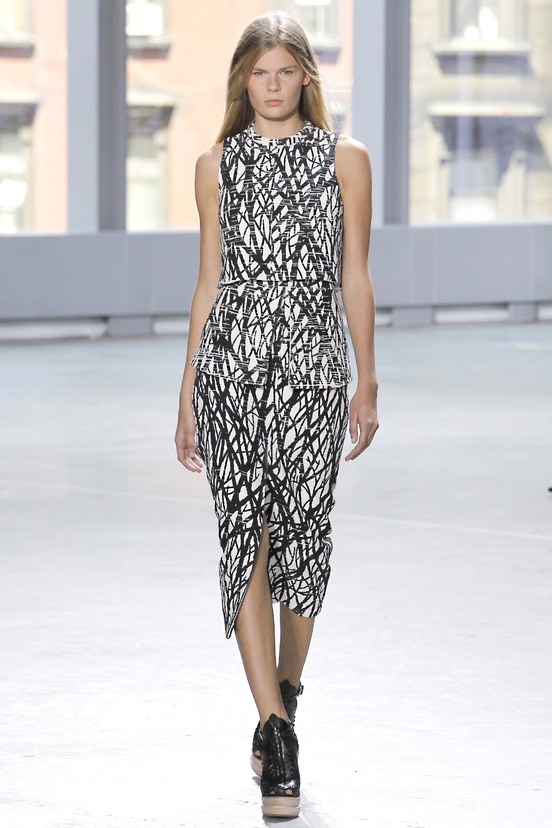 Look 12 of 33