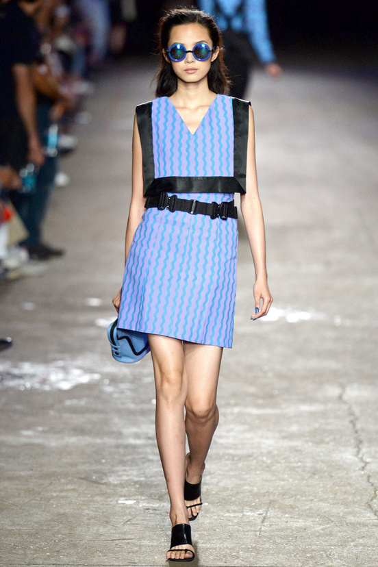 Look 13 of 30