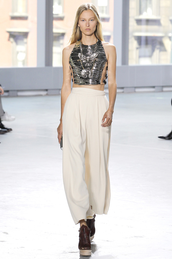 Look 31 of 33