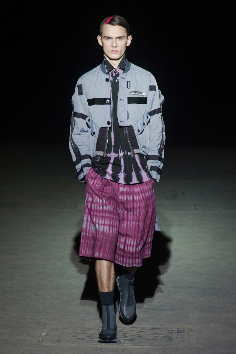 Look 3 of 44