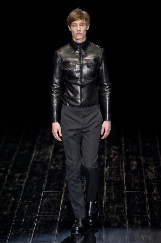 Look 39 of 40