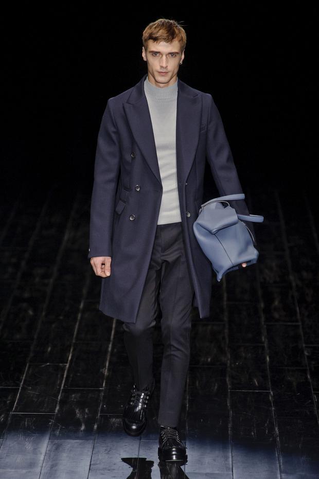 Look 7 of 40