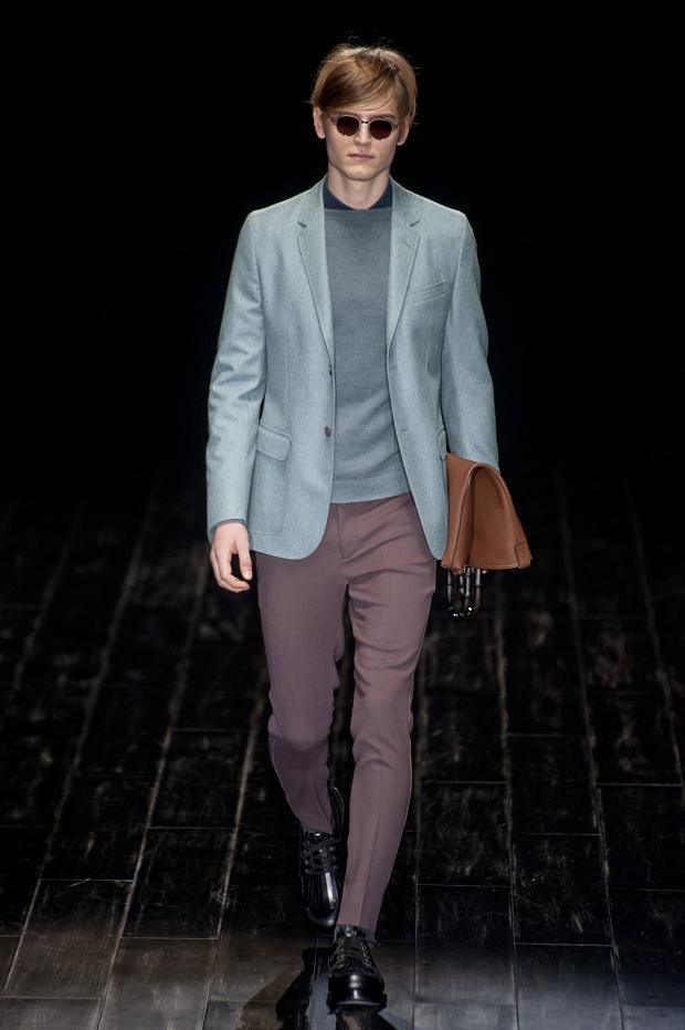 Look 9 of 40
