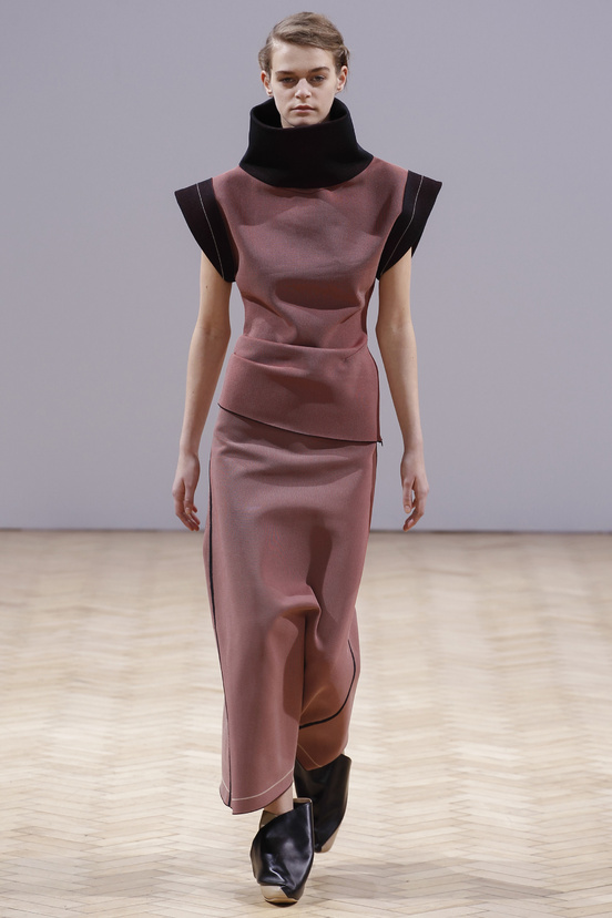 Look 6 of 33