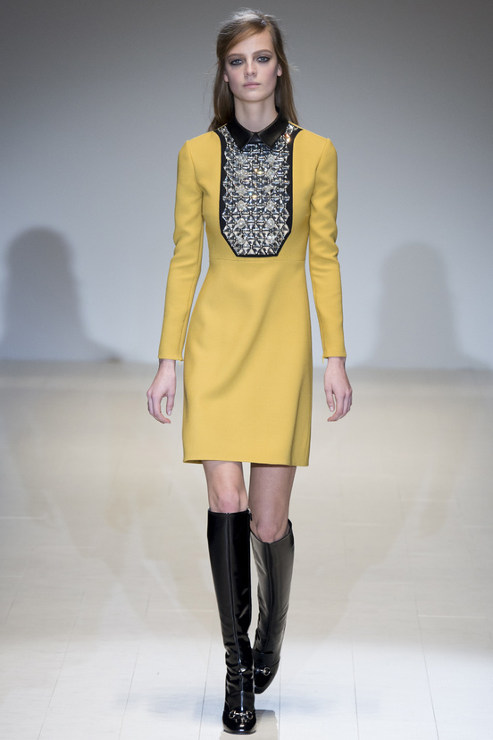 Look 36 of 38