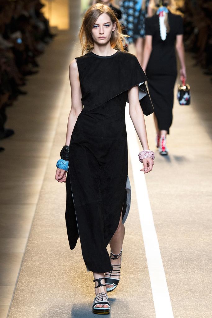Look 9 of 49