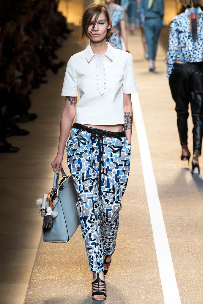 Look 28 of 49