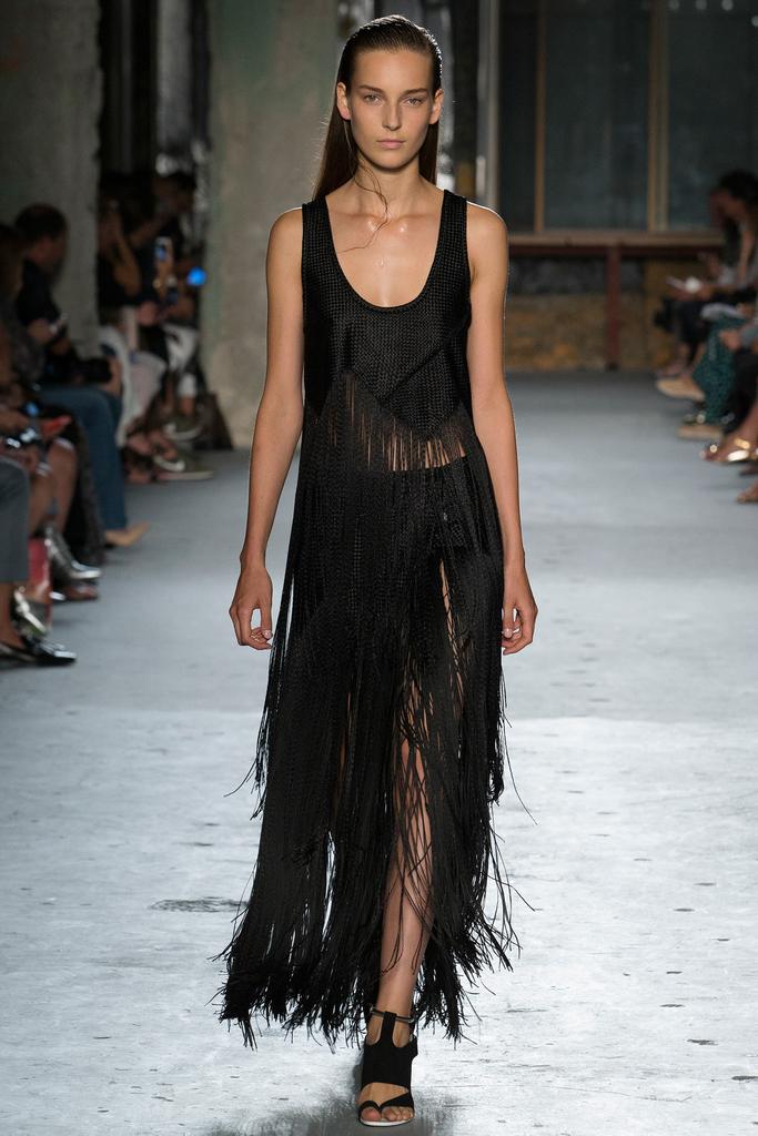 Look 39 of 39