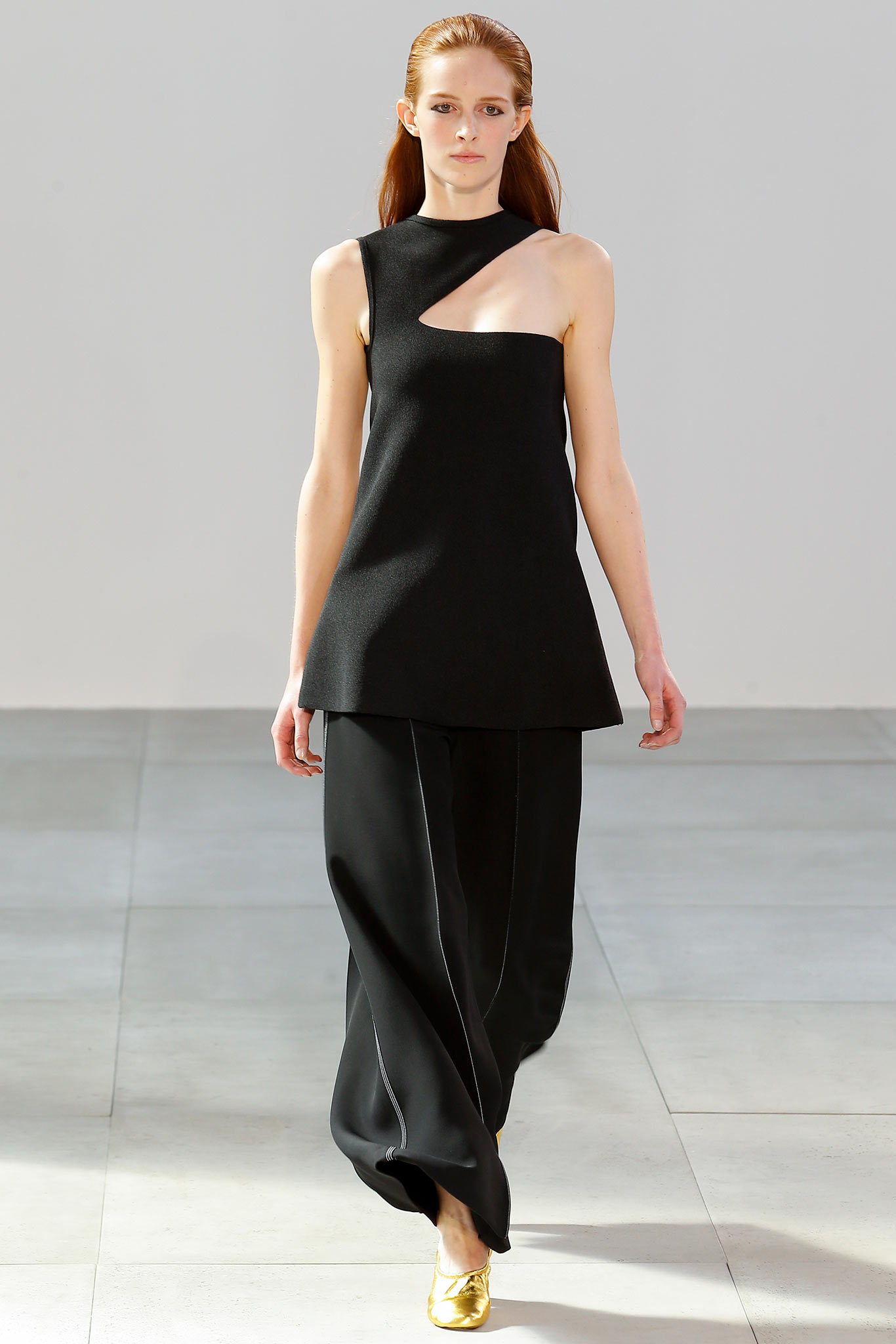Look 38 of 39