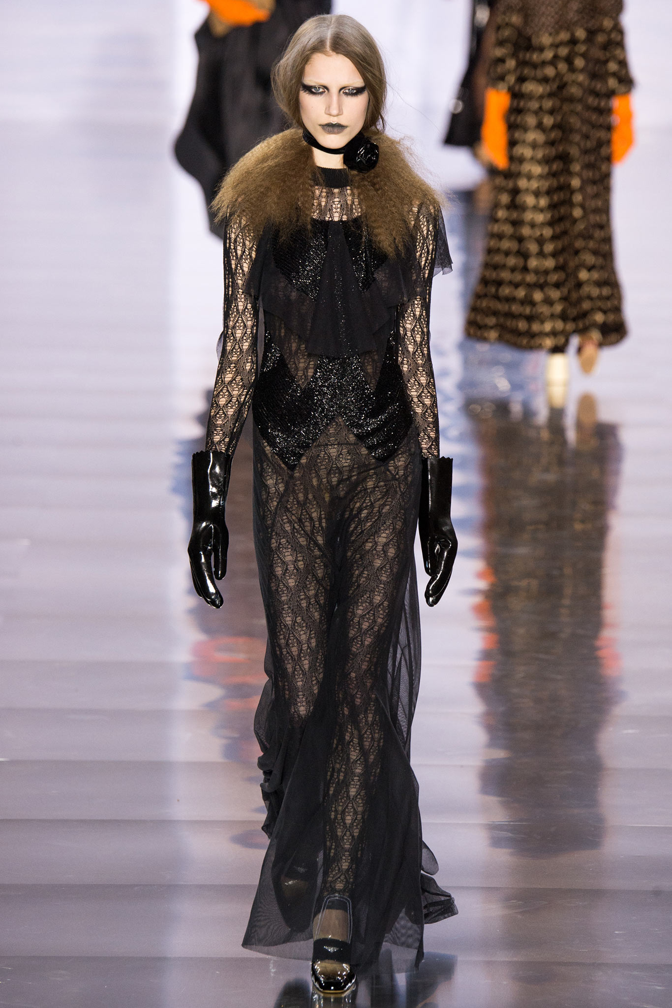 Look 6 of 30