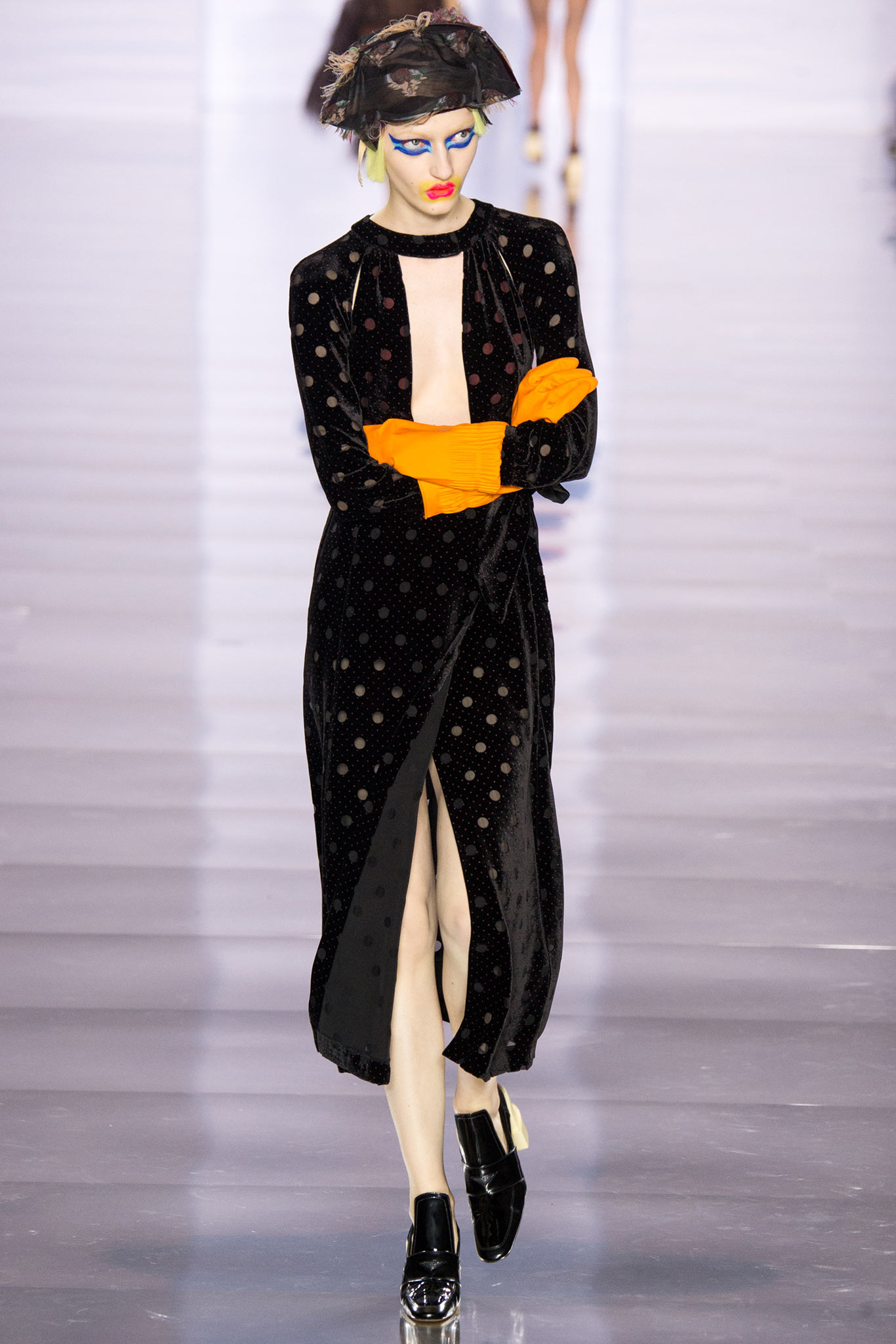 Look 12 of 30