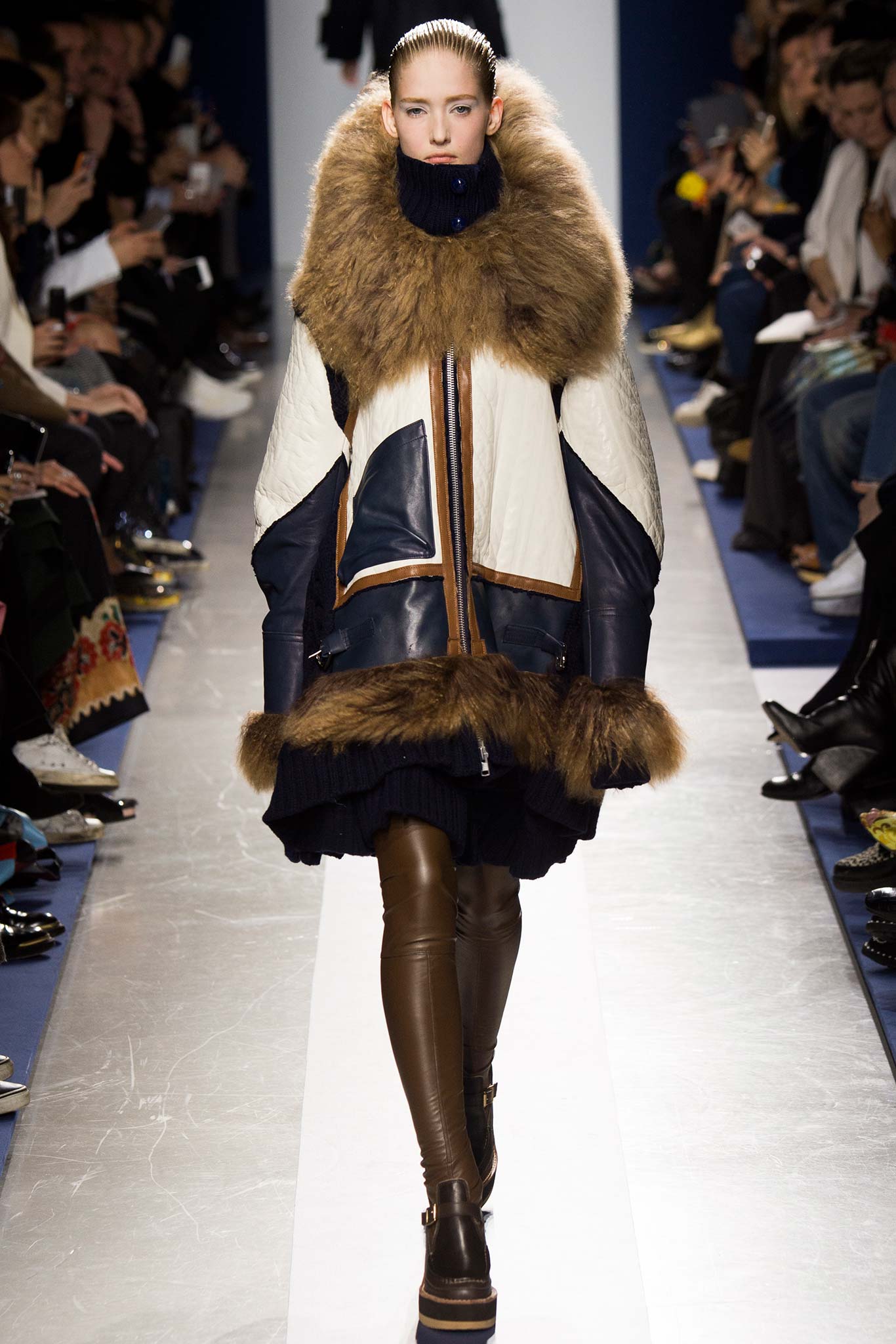 Look 13 of 41