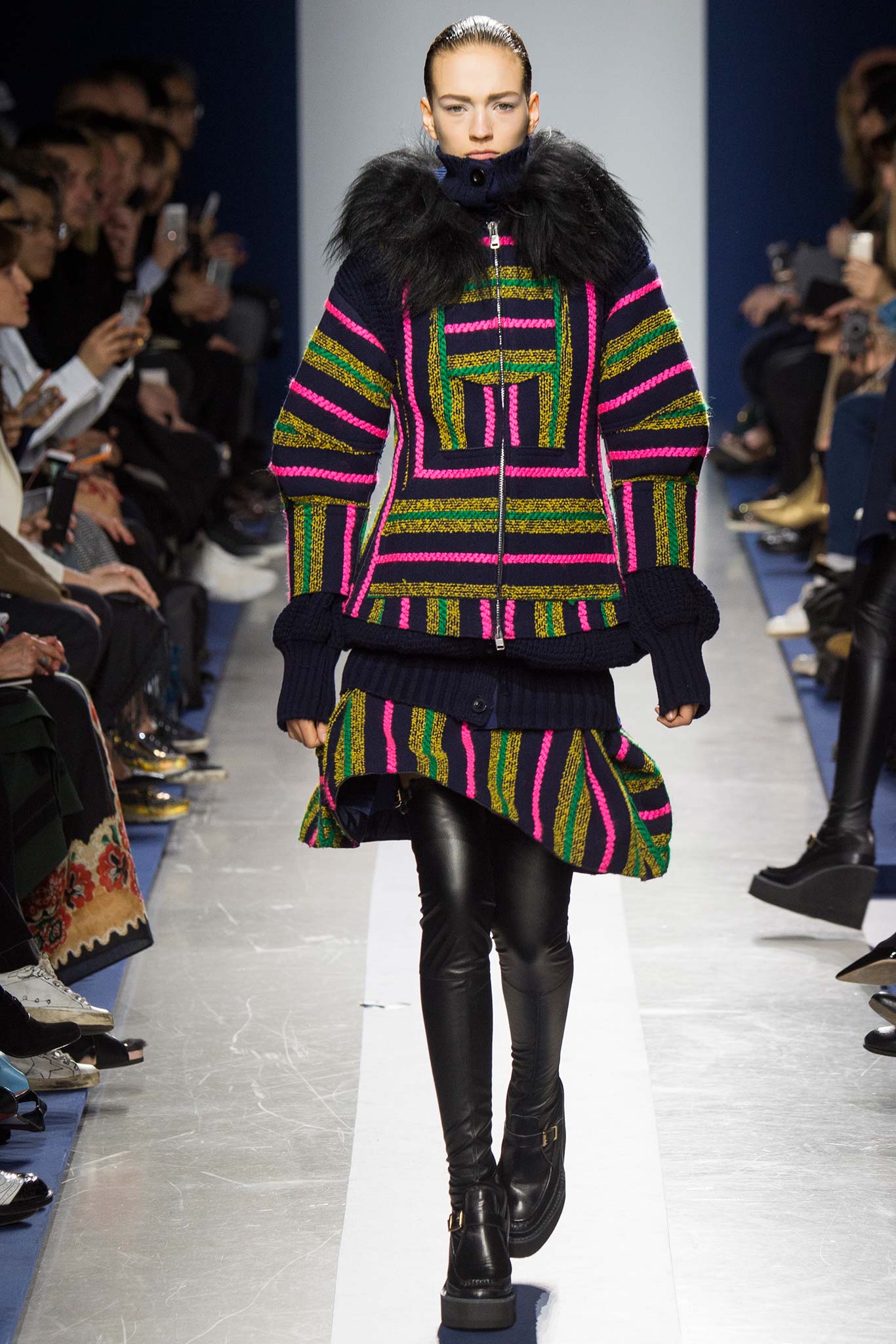 Look 36 of 41