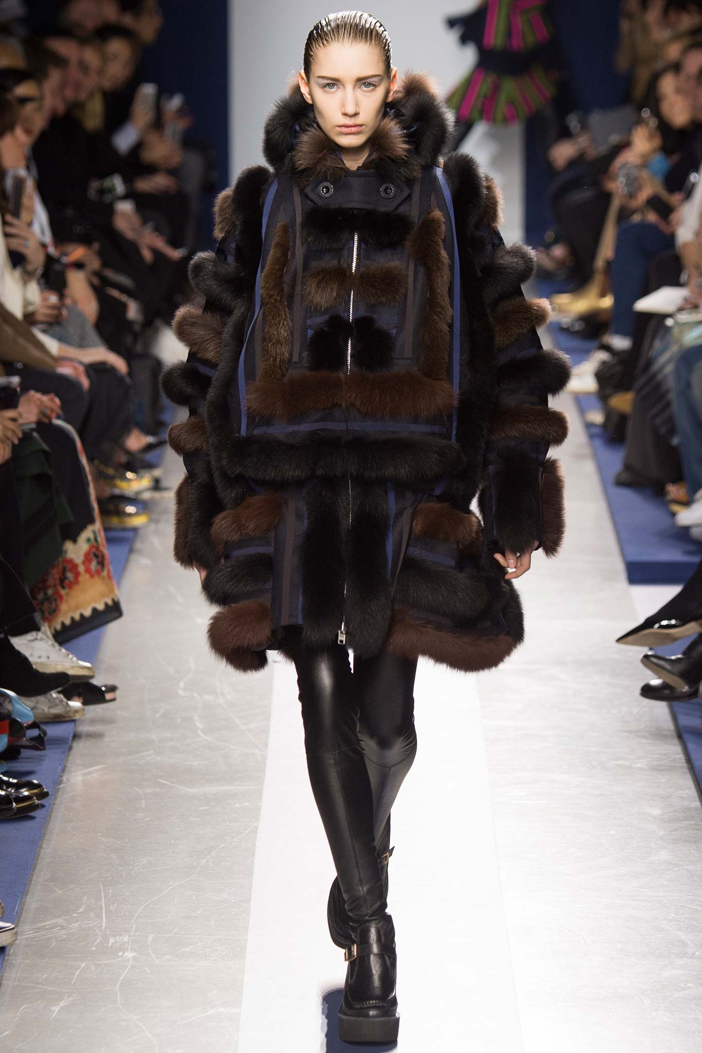 Look 39 of 41