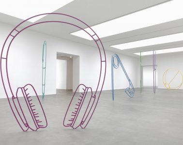 Take a Look at Michael Craig-Martin’s Latest and Illusionary Exhibition